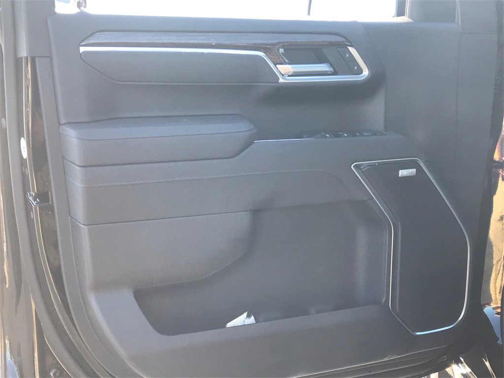 2026 GMC SIERRA - Image 13