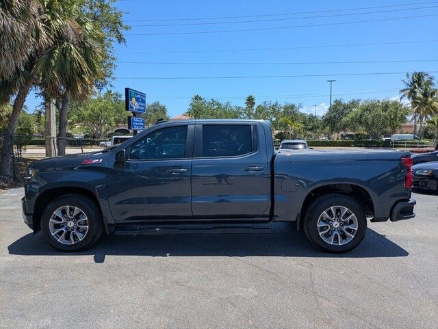2021 Chevrolet Silverado 1500 RST photo 3