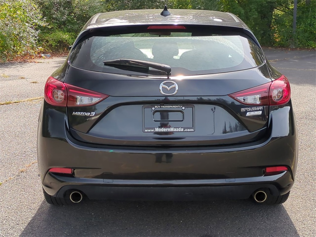 2018 Mazda Mazda3 Touring photo 4