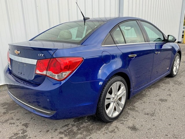 2012 Chevrolet Cruze LTZ photo 2