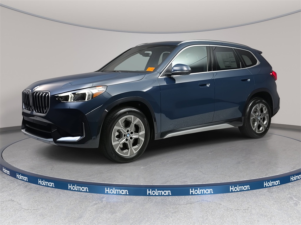 2026 BMW X1 28i's photo