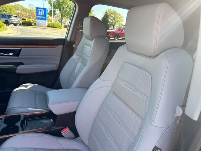 2022 Honda CR-V Touring photo 11