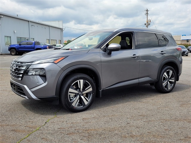 2025 Nissan Rogue SL photo 3