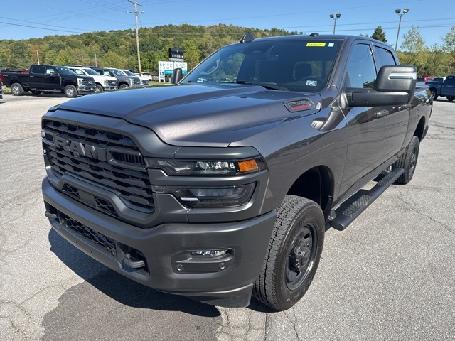 2025 Ram 2500 Tradesman photo 8