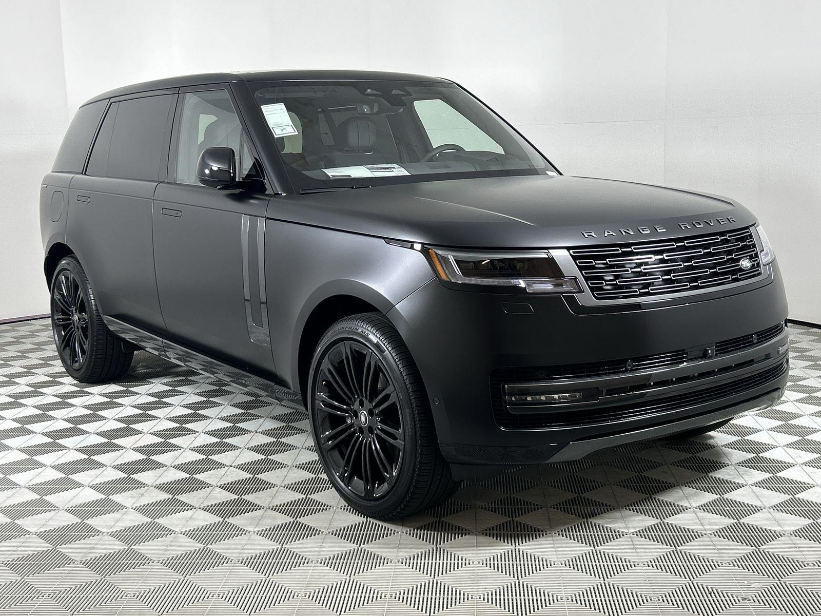2025 Land Rover Range Rover SE photo 6