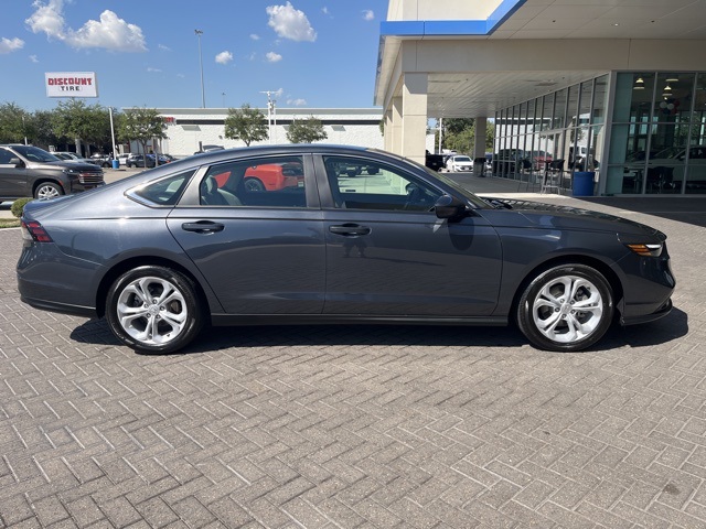 2024 Honda Accord LX photo 4