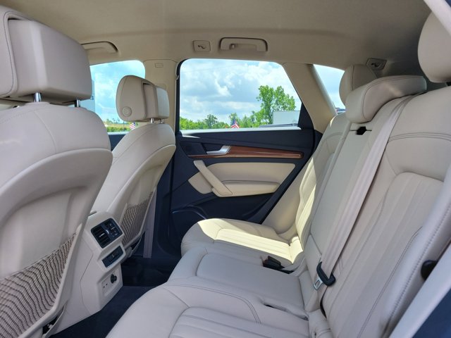 2021 Audi Q5 2.0T Premium photo 8