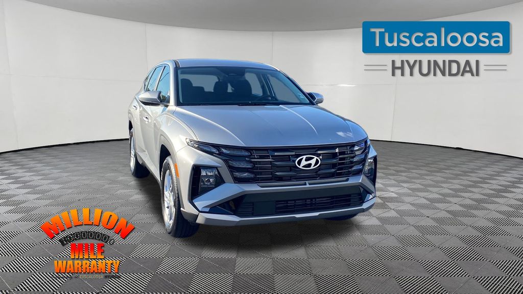 2026 Hyundai Tucson SE's photo