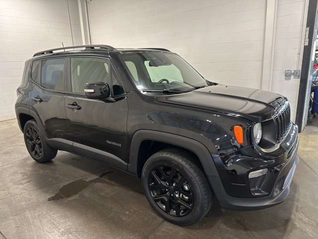 2022 Jeep Renegade Altitude photo 3