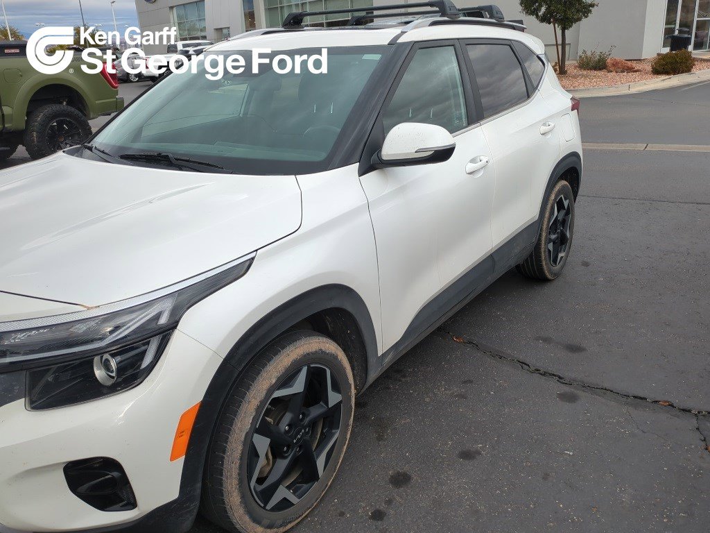 2024 Kia Seltos EX's photo