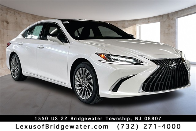 2025 Lexus ES 350 Ultra Luxury's photo
