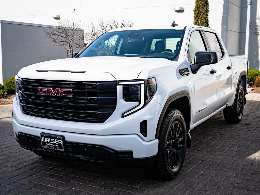 2023 GMC Sierra 1500 Pro's photo