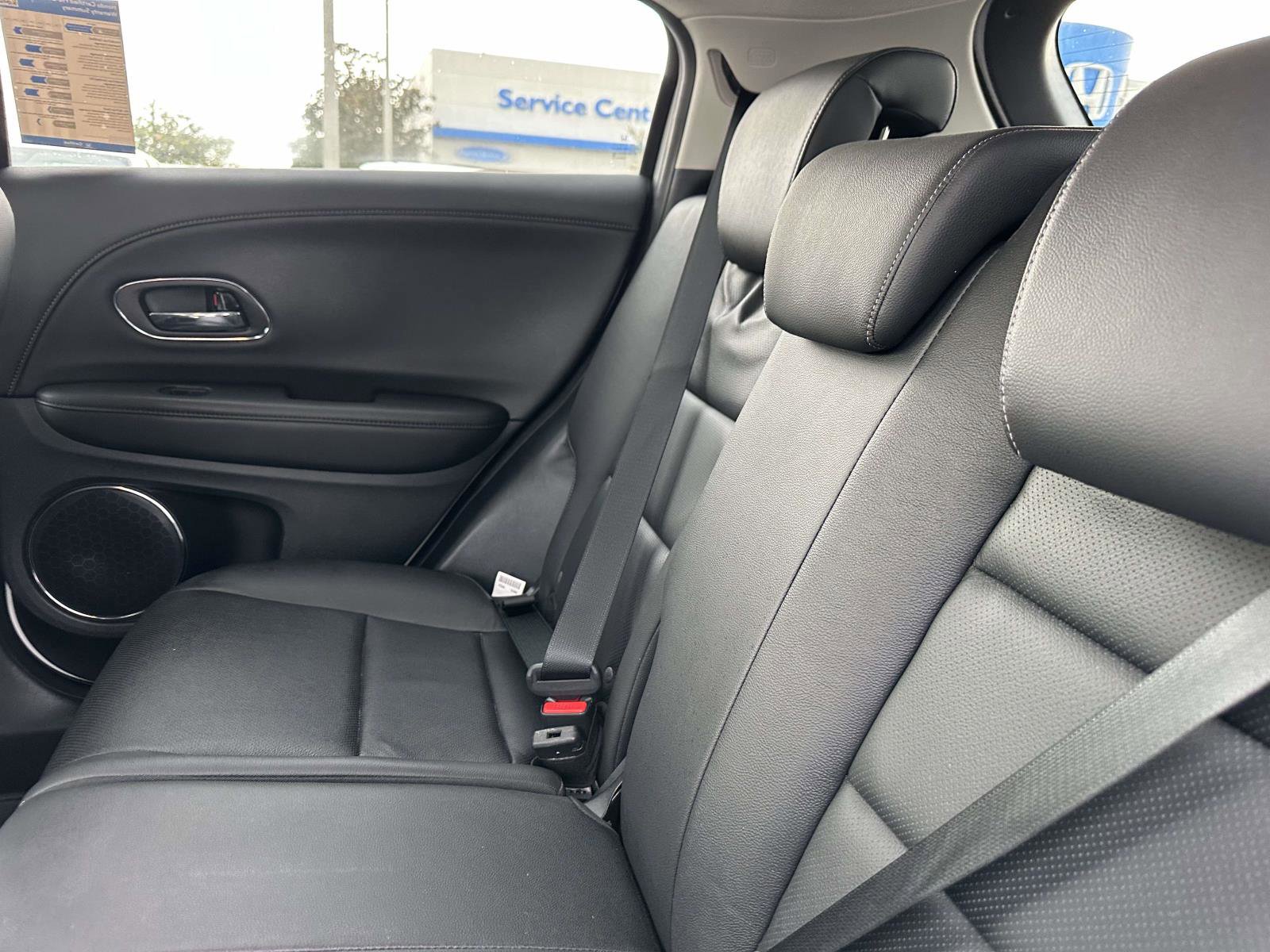 2022 Honda HR-V EX-L photo 11