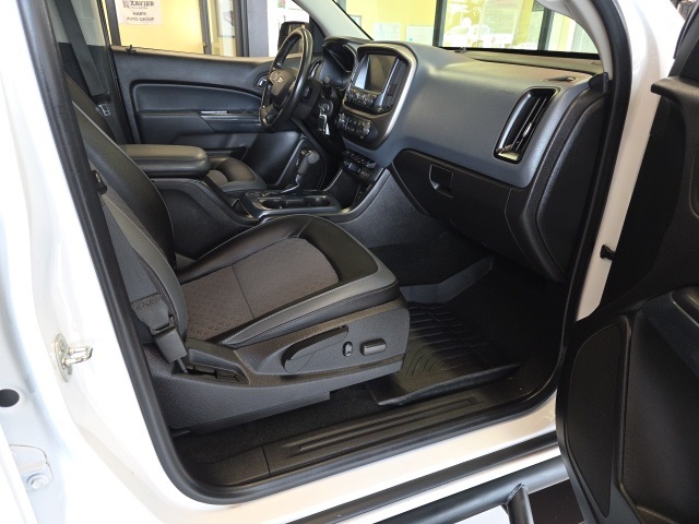 2018 Chevrolet Colorado Z71 photo 32