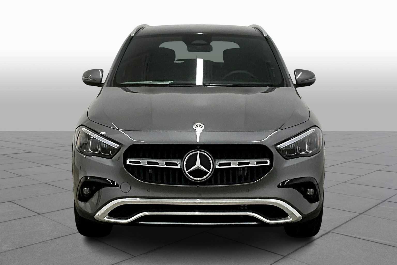 2026 Mercedes Benz GLA 250 photo 2