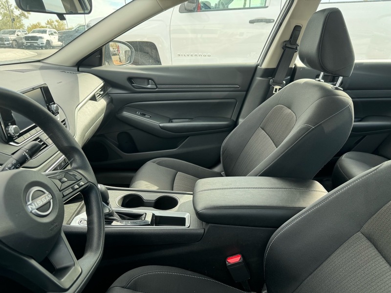2024 Nissan Altima 2.5 S photo 3