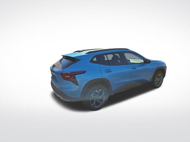 2025 Chevrolet Trax LT photo 5