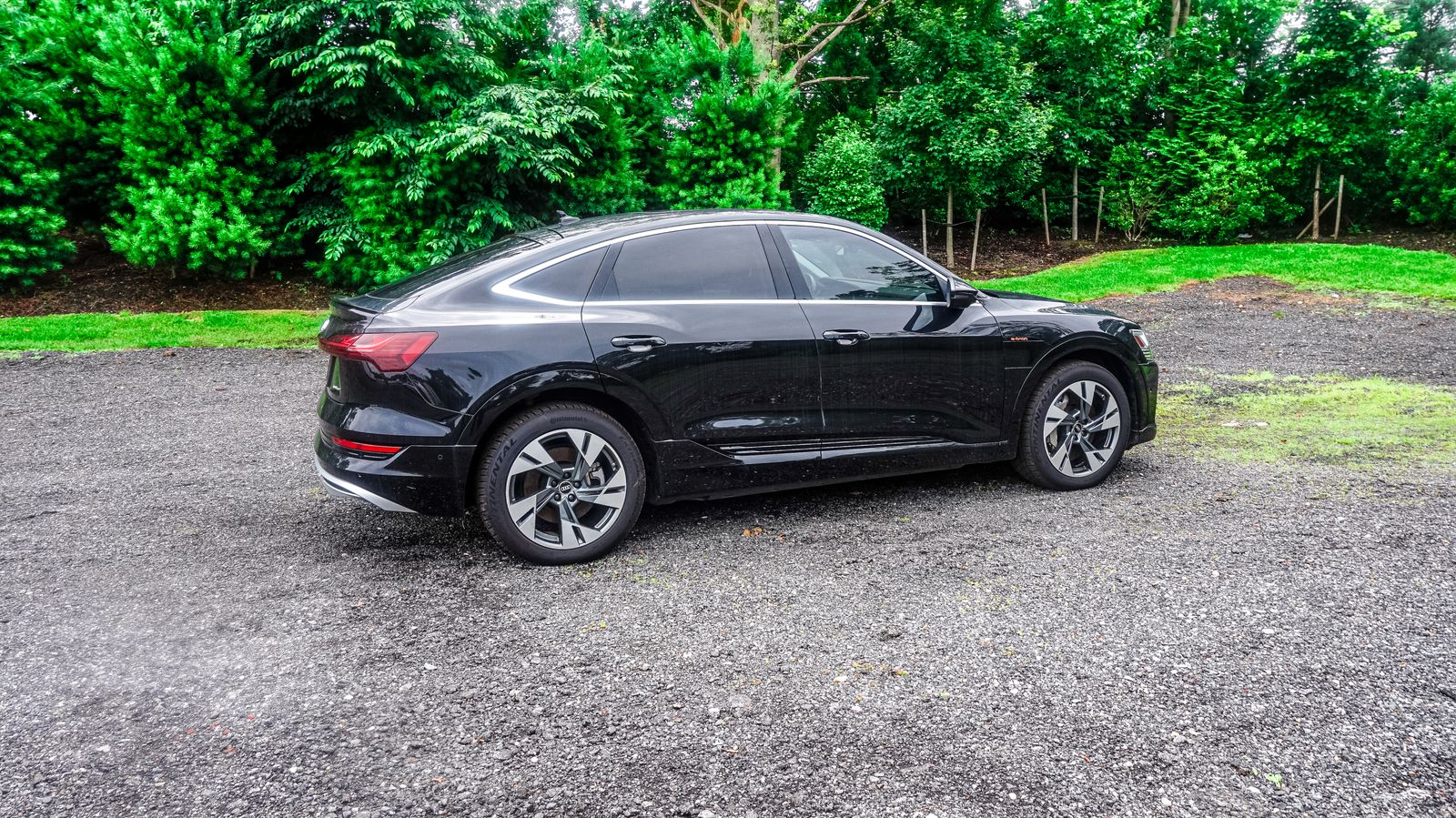 2022 Audi e-tron Sportback S line Prestige photo 9