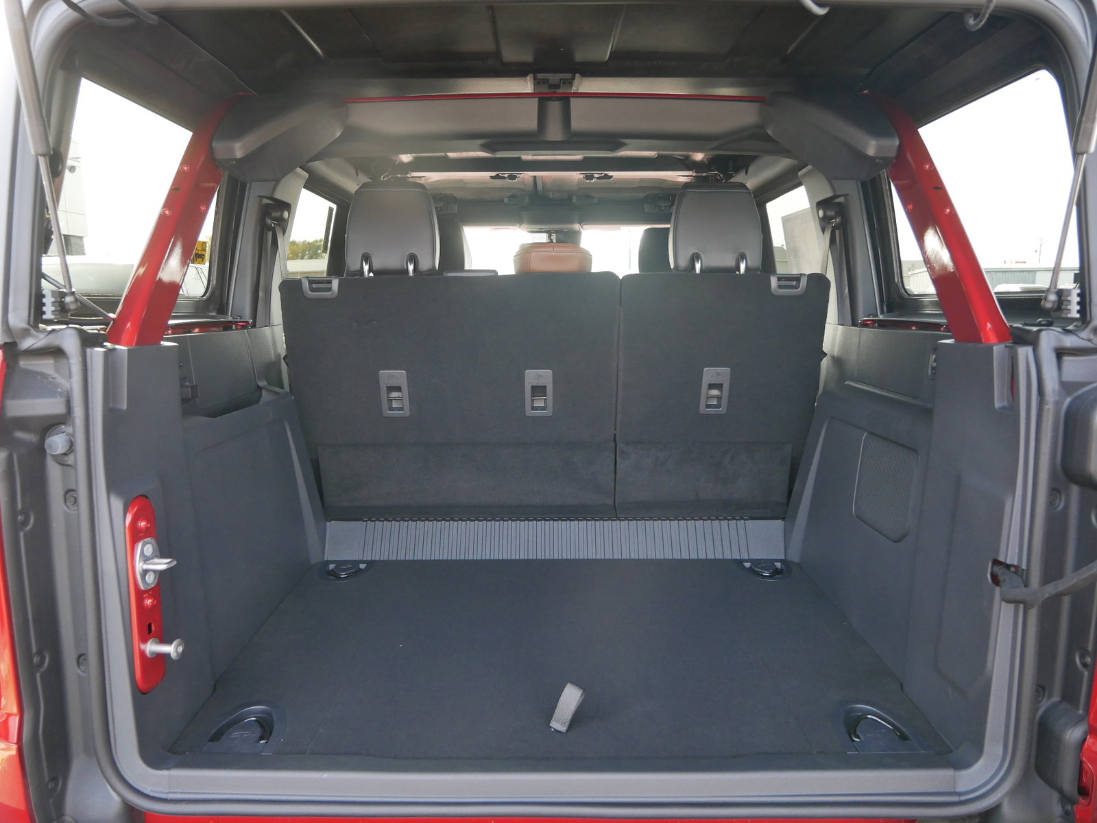 2024 Ford Bronco Outer Banks photo 7