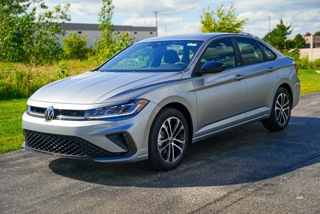 2025 Volkswagen Jetta 1.5T Sport photo 4