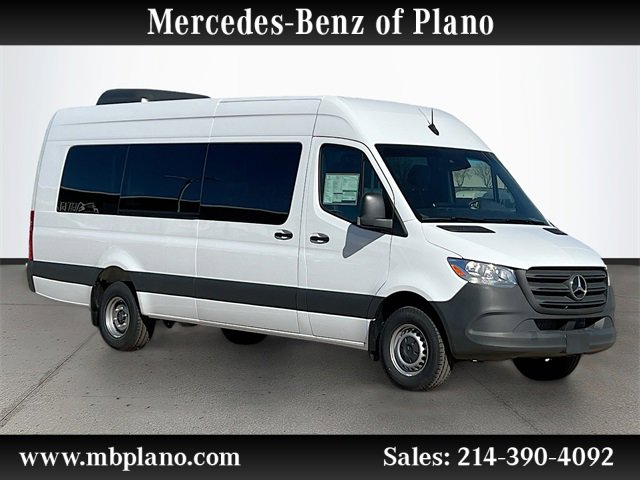 2024 Mercedes-Benz Sprinter Cargo Van Base's photo