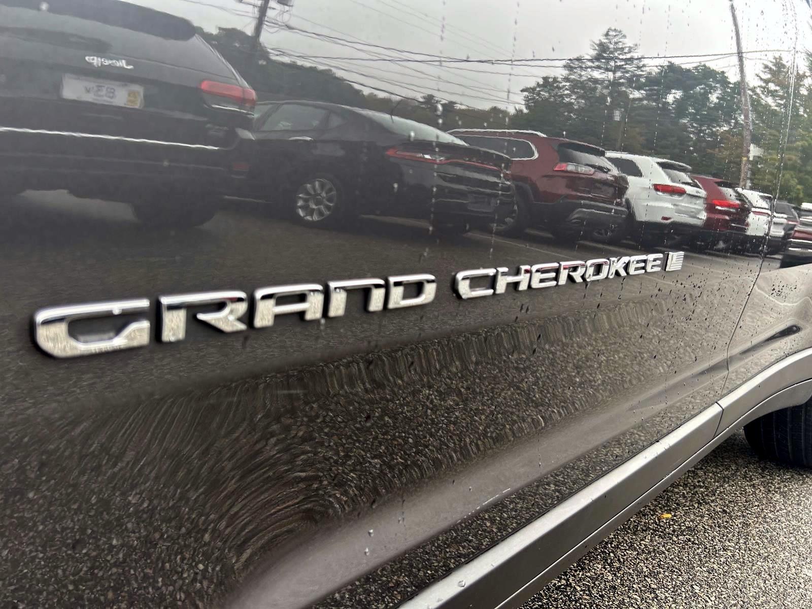 2022 Jeep Grand Cherokee Limited photo 11