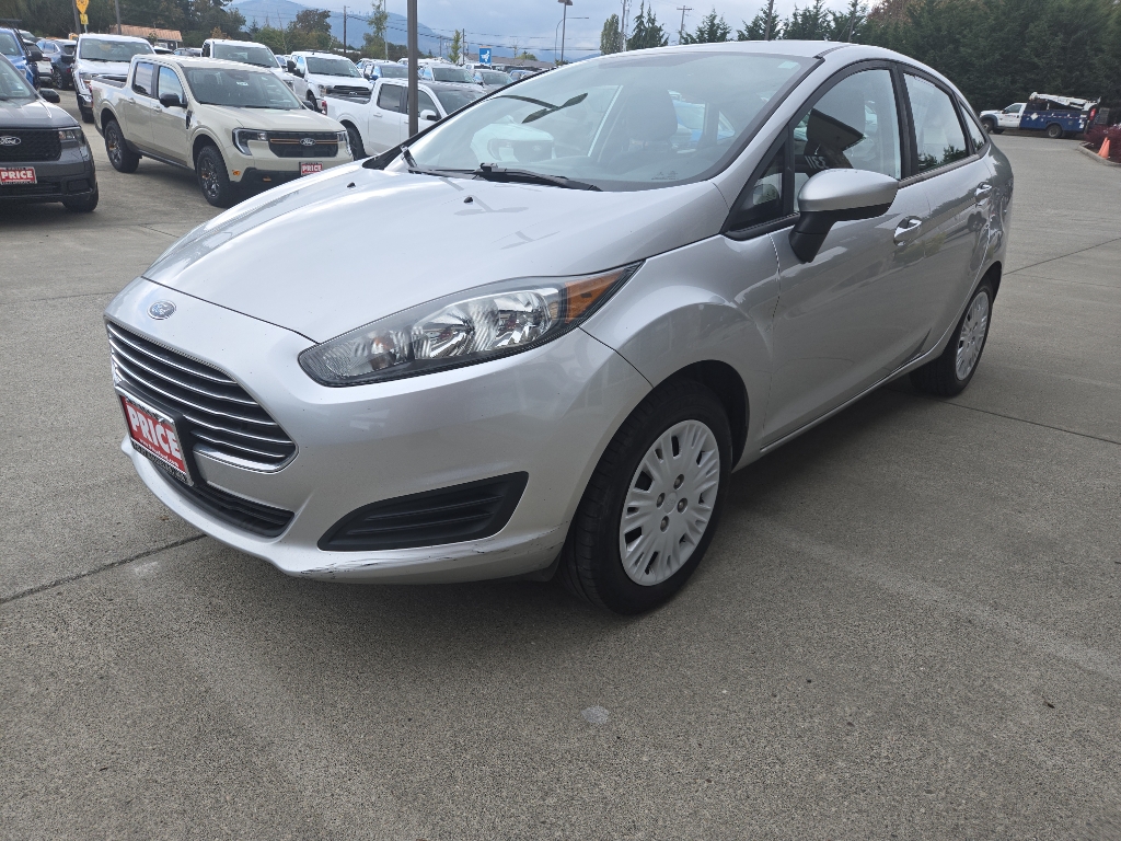 2017 Ford Fiesta S photo 3