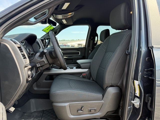 2026 Ram 2500 Big Horn photo 4