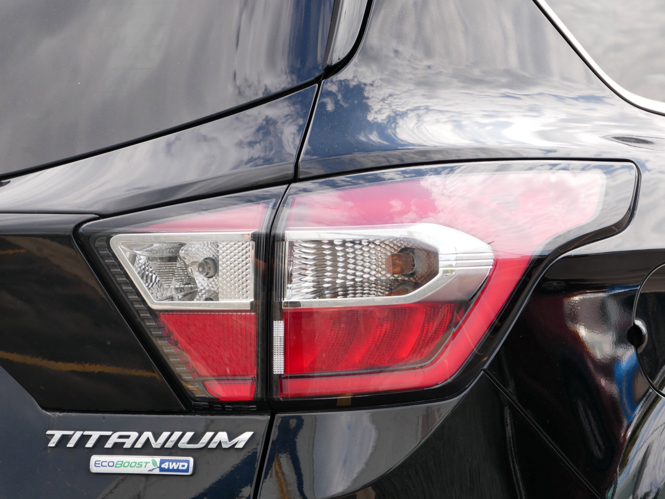 2017 Ford Escape Titanium photo 16