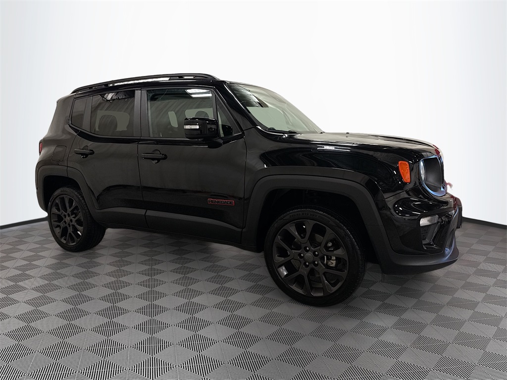 2023 Jeep Renegade Latitude photo 4