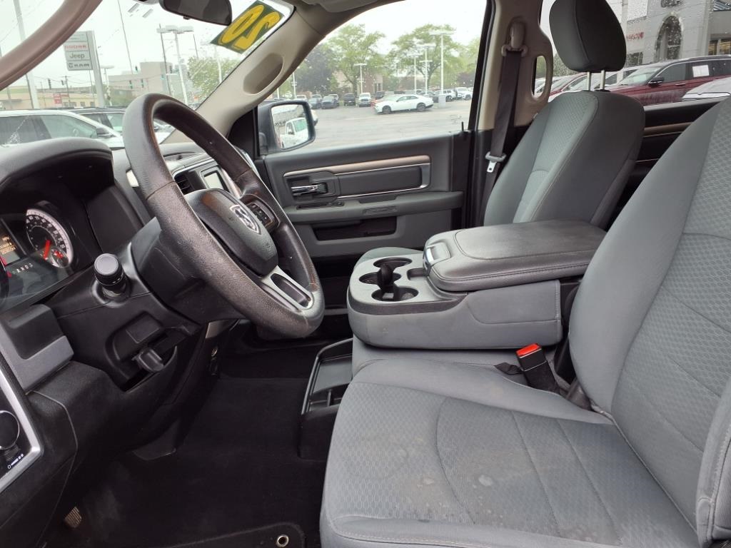 2020 Ram 1500 Classic SLT photo 11
