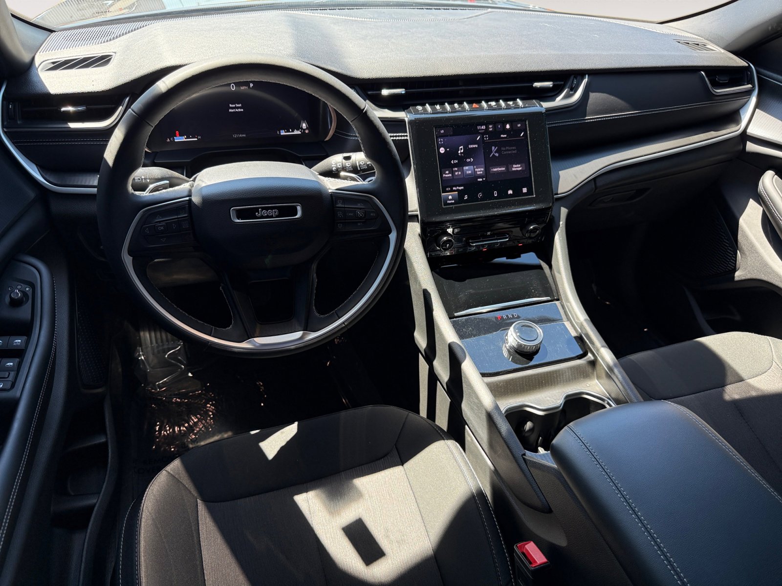 2024 Jeep Grand Cherokee Laredo photo 15