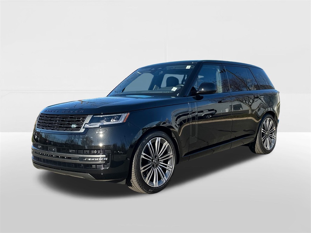 2025 Land Rover Range Rover SE's photo