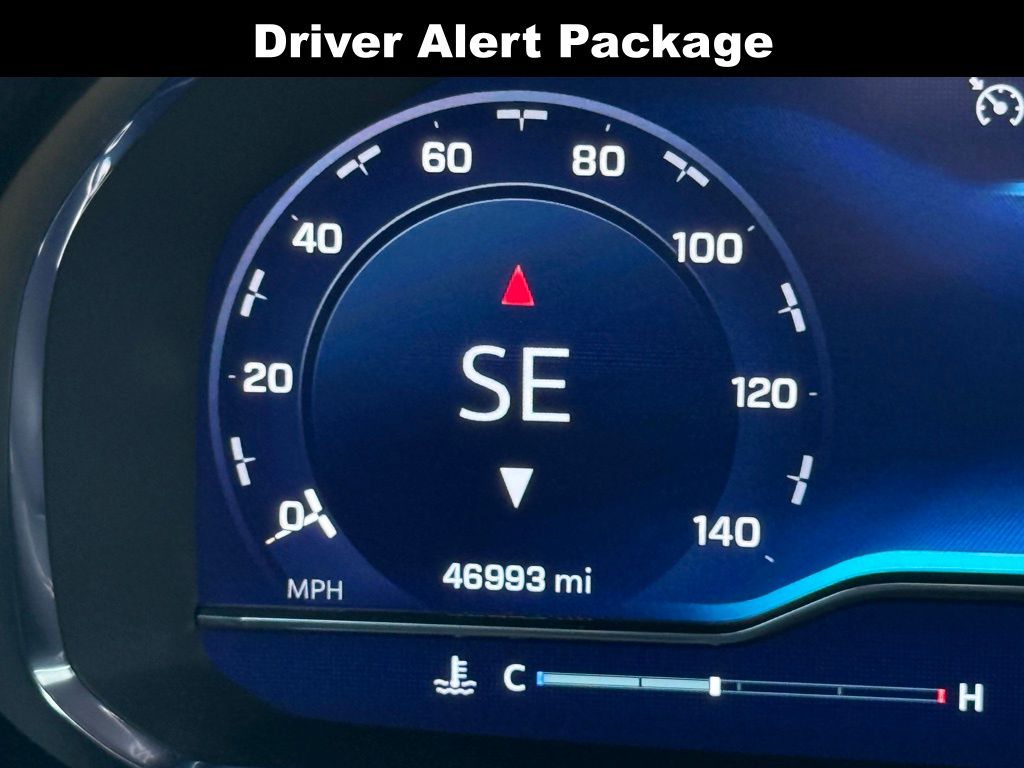 2024 Chevrolet Tahoe Z71 photo 2
