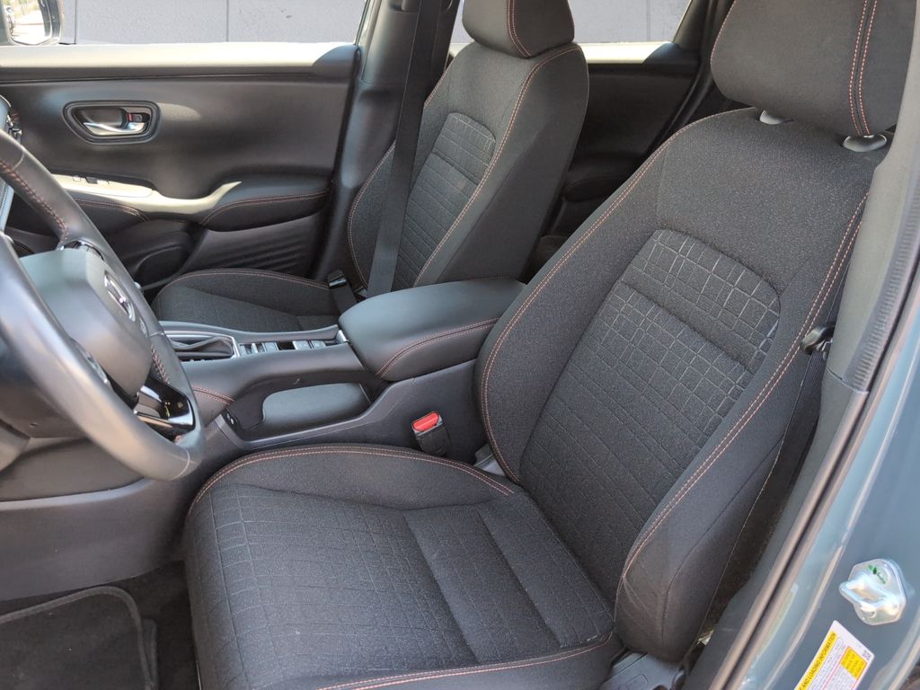 2024 Honda HR-V Sport photo 8