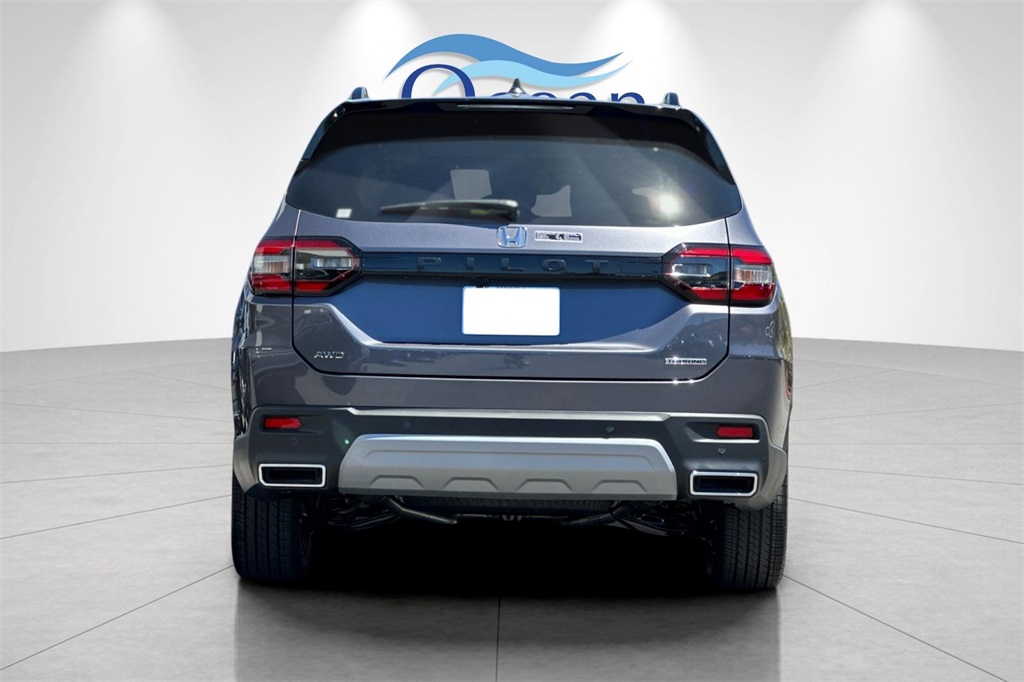 2025 Honda Pilot Touring photo 3