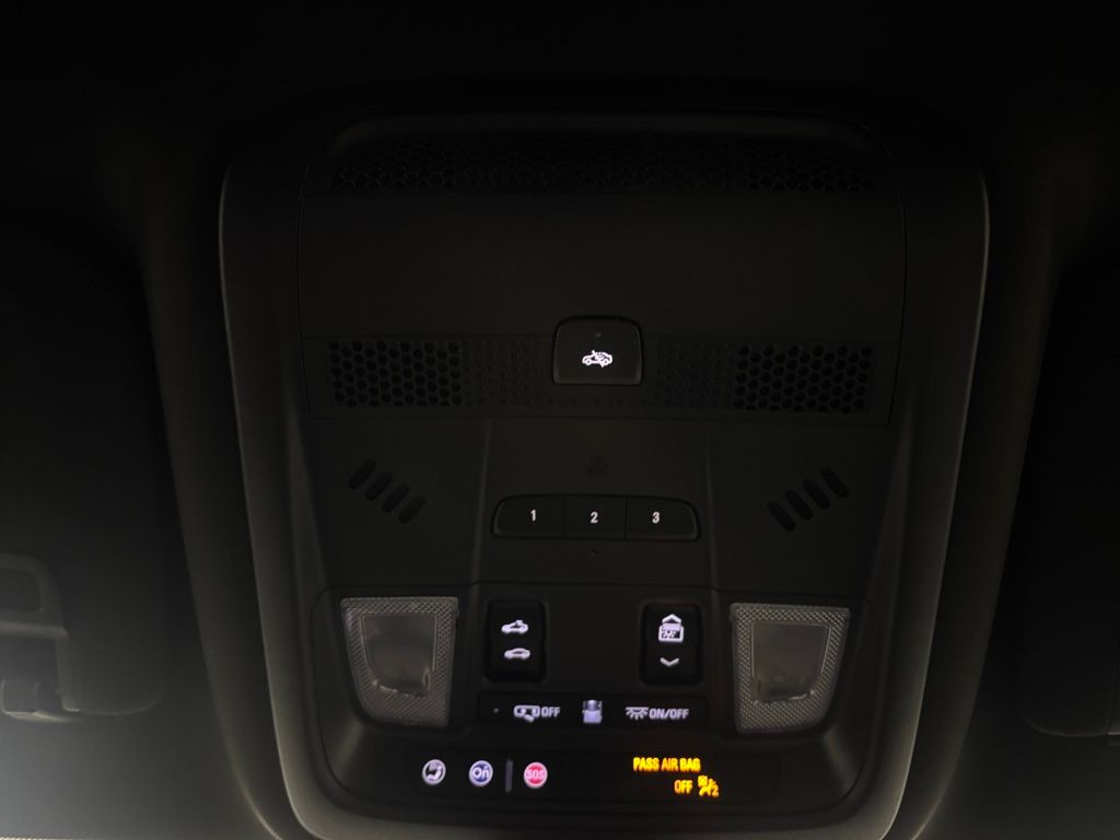 2025 Cadillac XT6 Premium Luxury photo 28