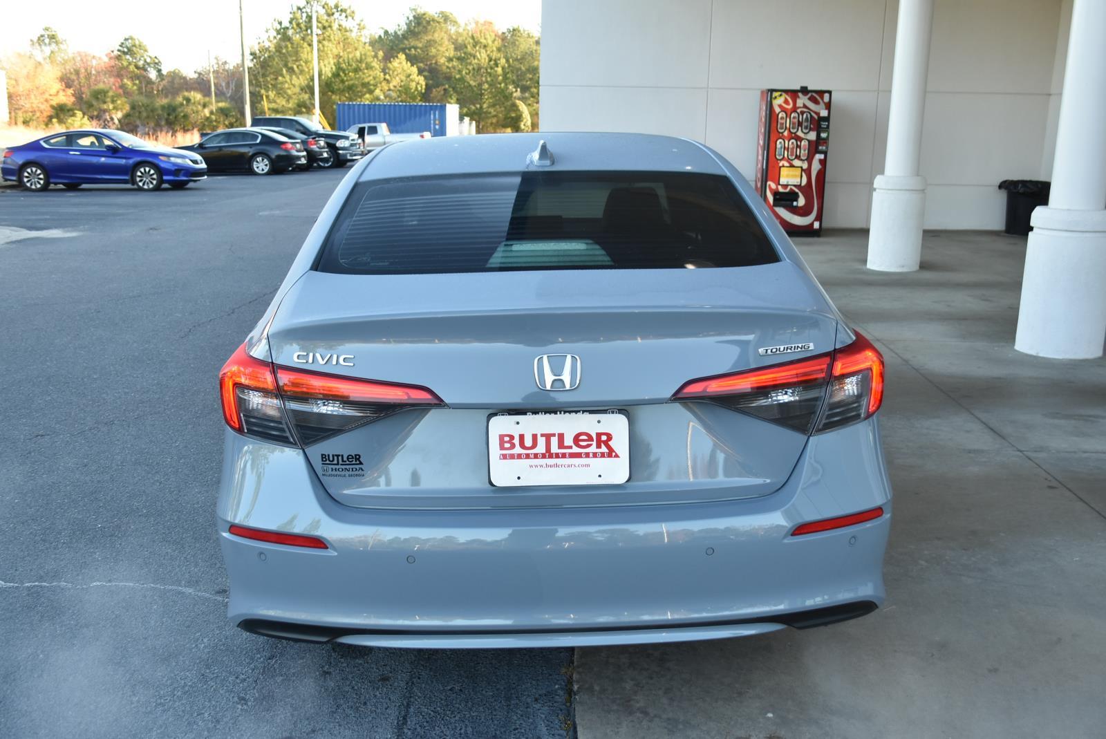 2024 Honda Civic Touring photo 3