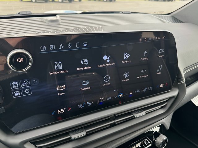 2025 Chevrolet Silverado EV LT photo 19