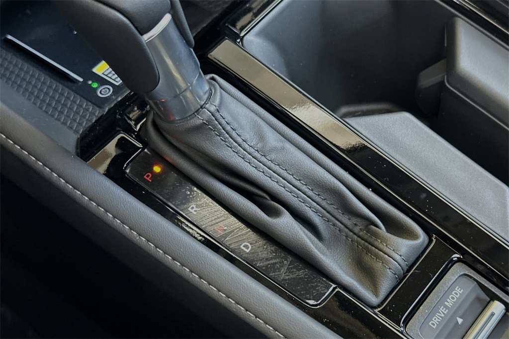 2025 Honda Accord Hybrid Touring photo 18