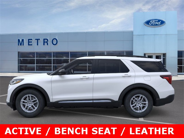 2025 Ford Explorer photo 23