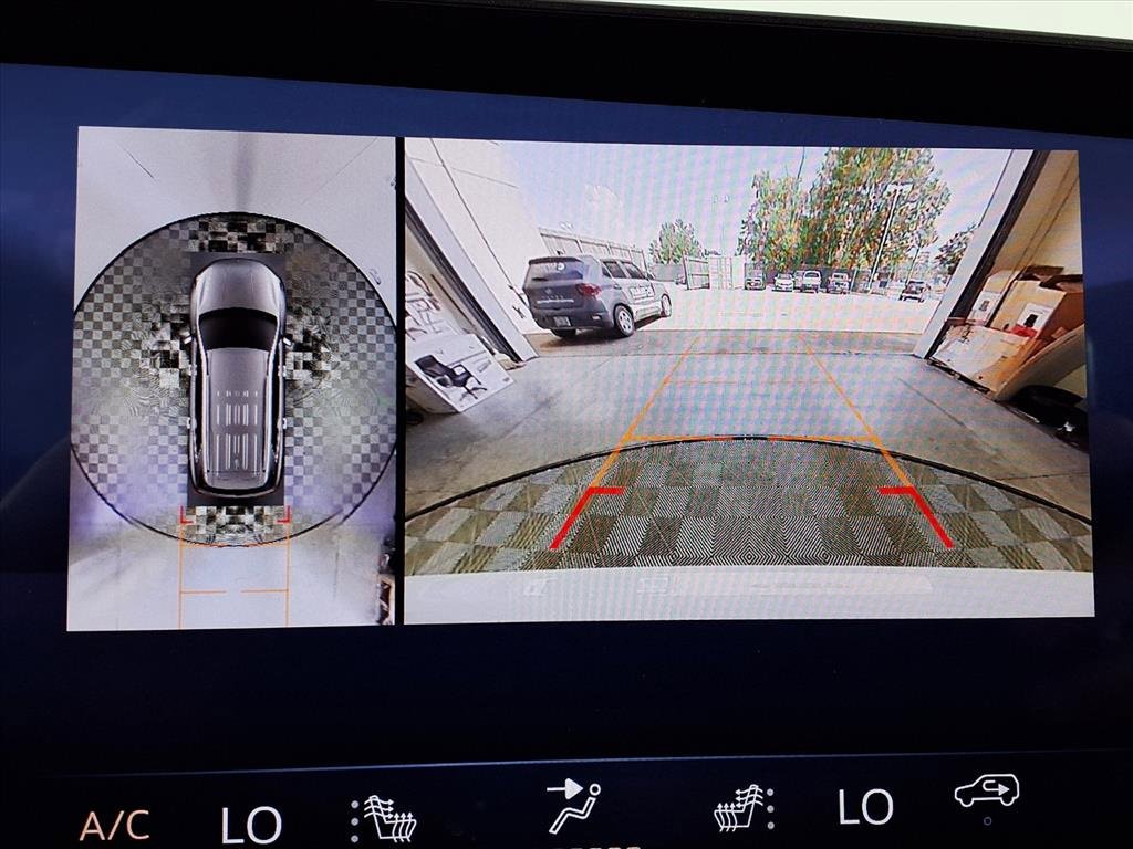 2026 Buick Enclave Sport Touring photo 4