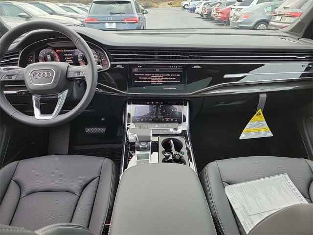2025 Audi Q7 Premium Plus 55 photo 24