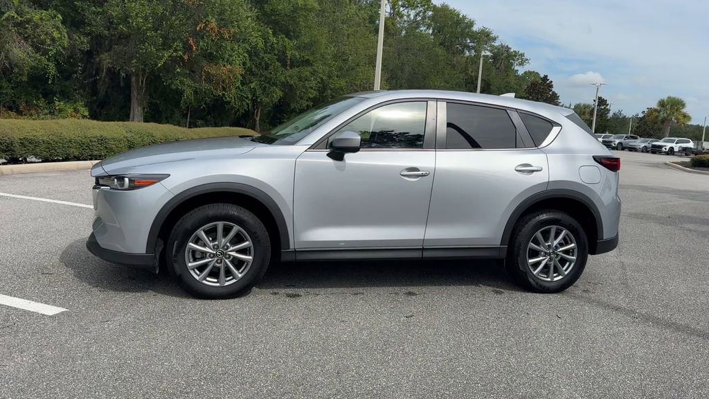 2022 Mazda CX-5 2.5 S Preferred photo 4