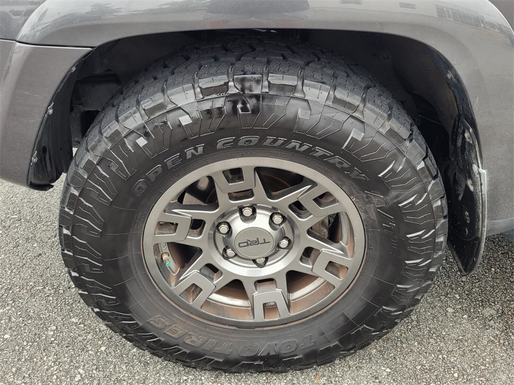 2021 Toyota 4Runner Venture Special Edition photo 17