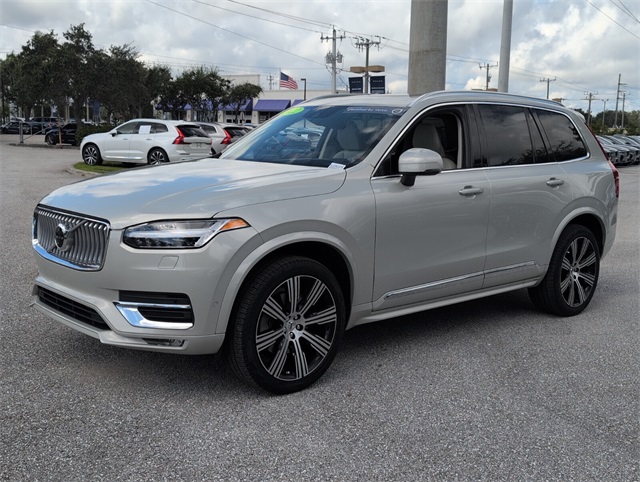 2022 Volvo XC90 T6 Inscription photo 3