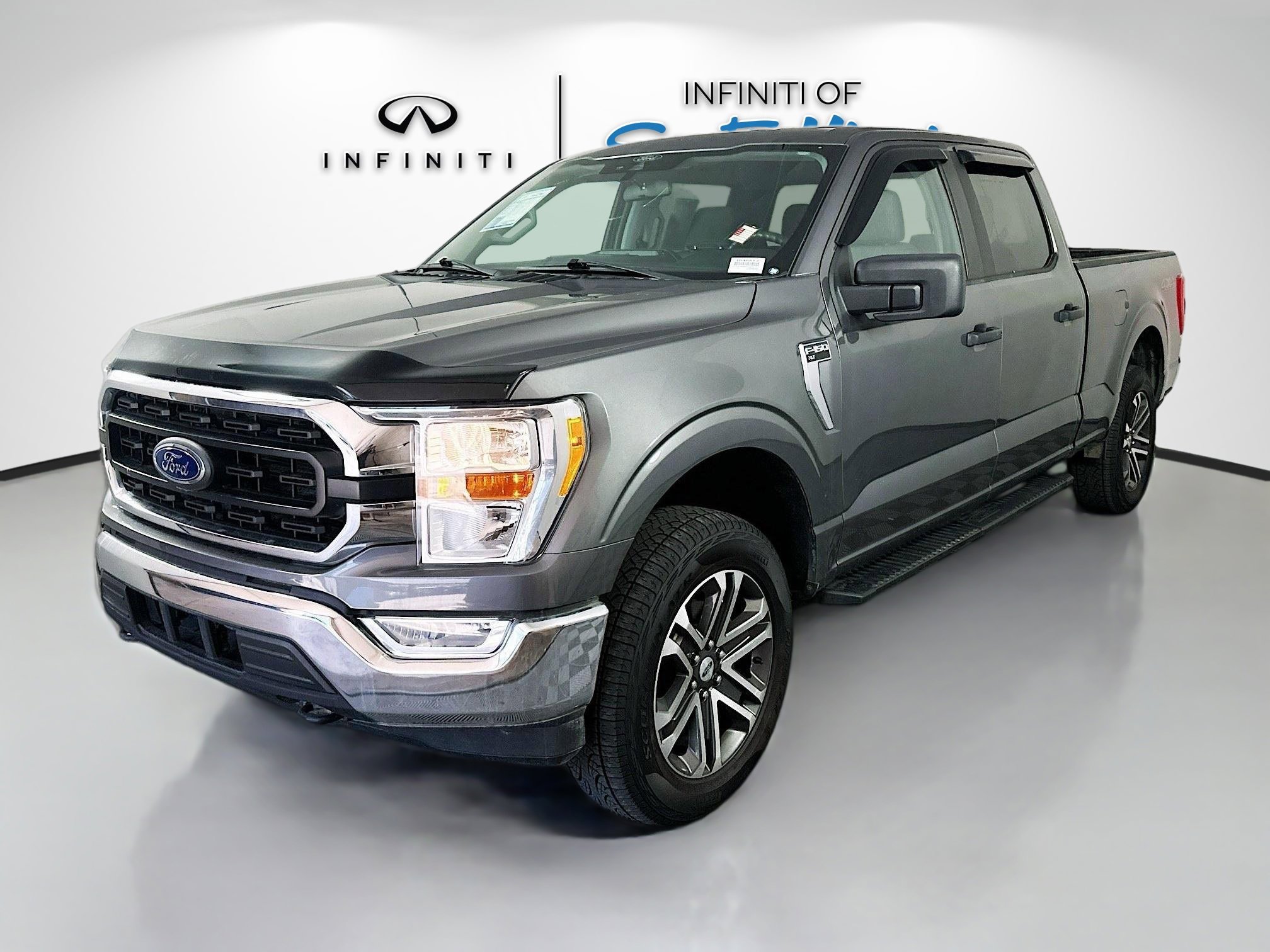 2022 Ford F-150 XLT photo 3