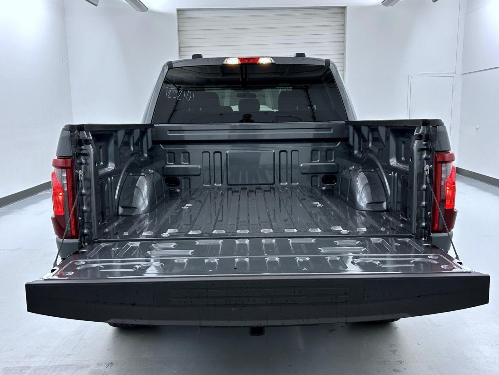 2025 Ford F-150 STX photo 18