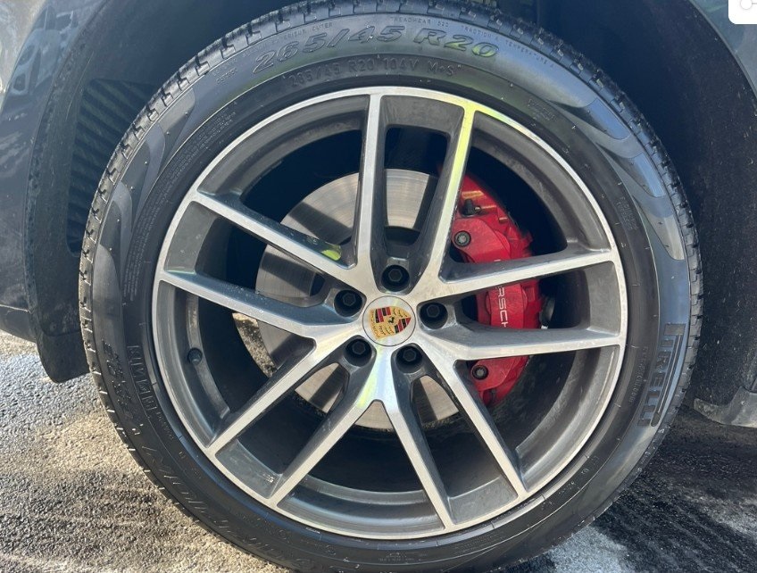 2023 PORSCHE MACAN - Image 18