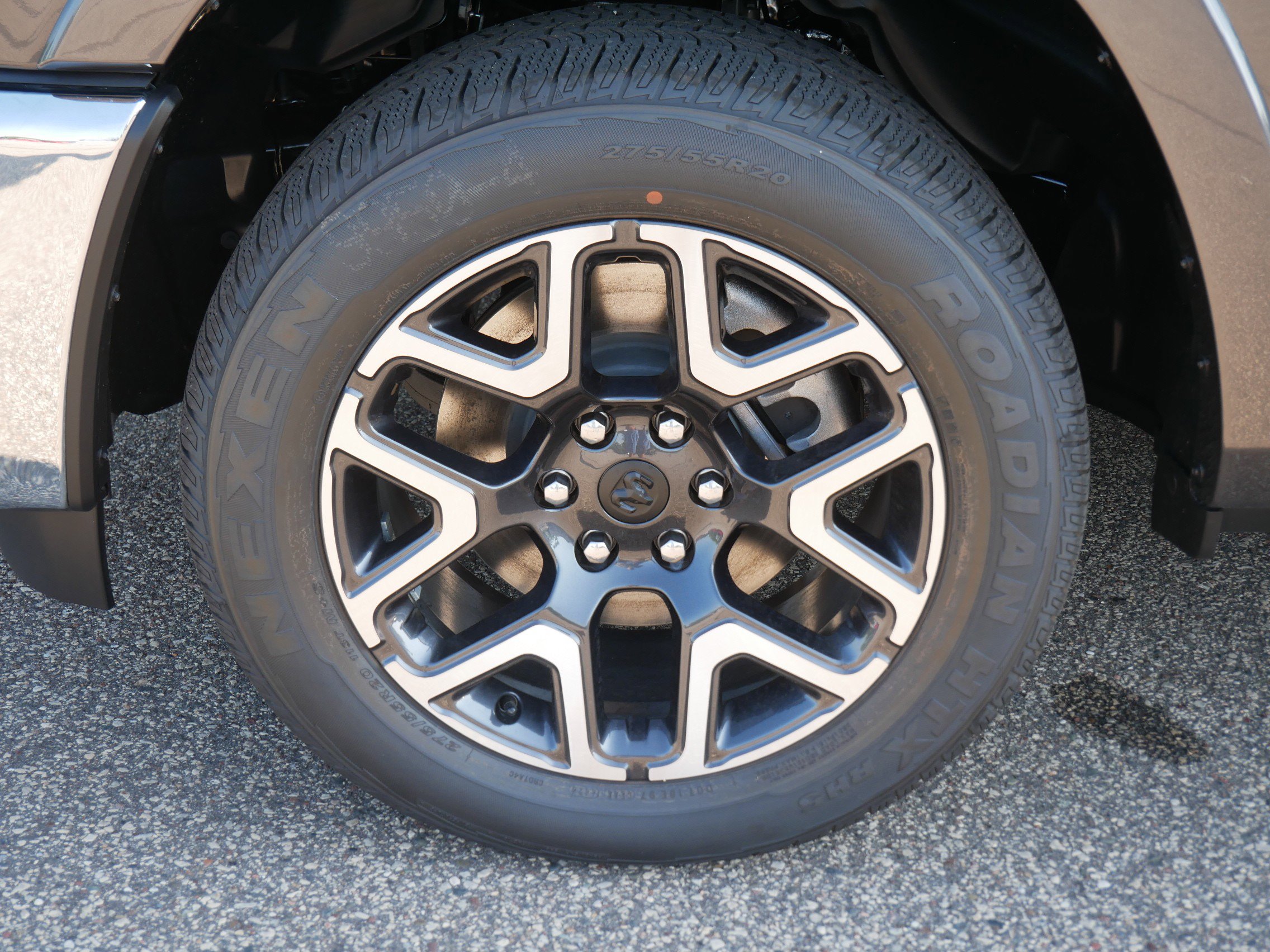 2025 Ram 1500 Laramie photo 5